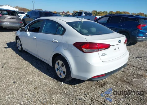 2017 Kia Forte Lx z USA, uszkodzony, nr VIN 3KPFL4A72HE082322